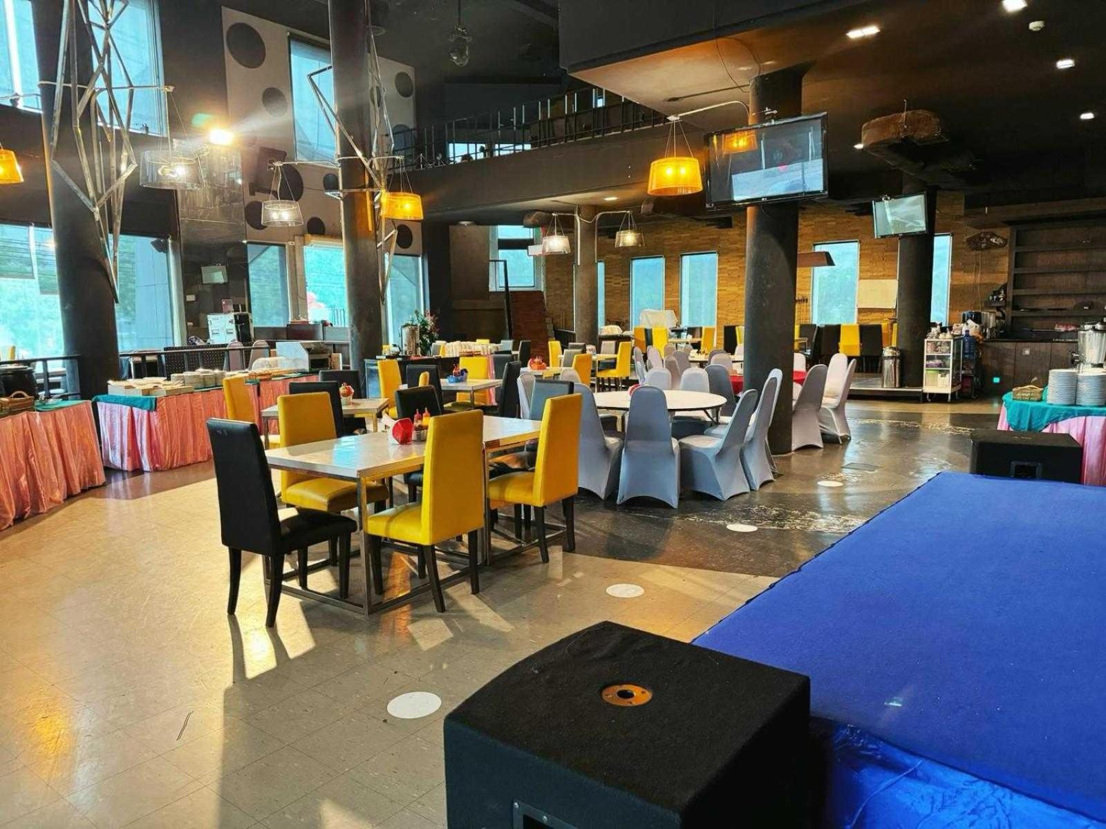 Capital O 75514 Vasidtee City Hotel Suphanburi Exteriör bild