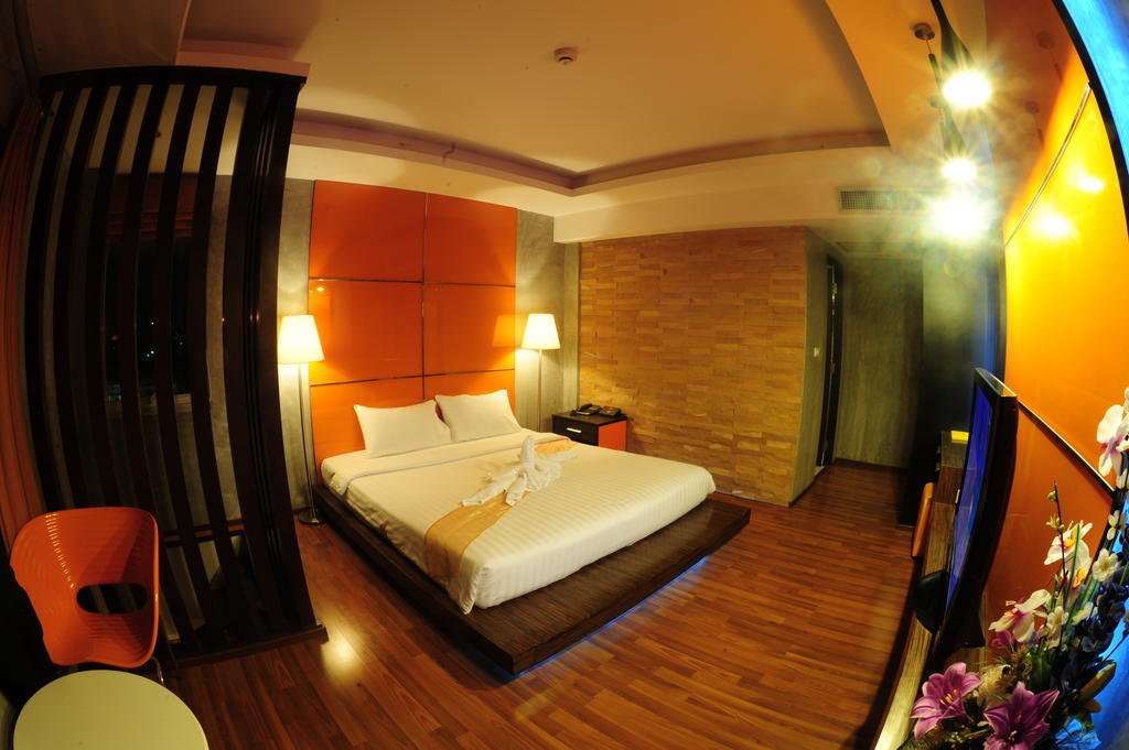 Capital O 75514 Vasidtee City Hotel Suphanburi Exteriör bild